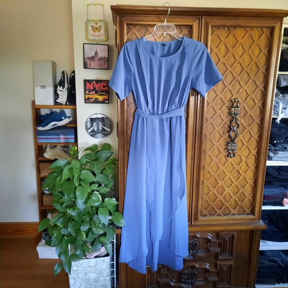 Cornflower Blue Split Hem Maternity Nursing Maxi Dress - NWT, Size S - Picture 2 of 16